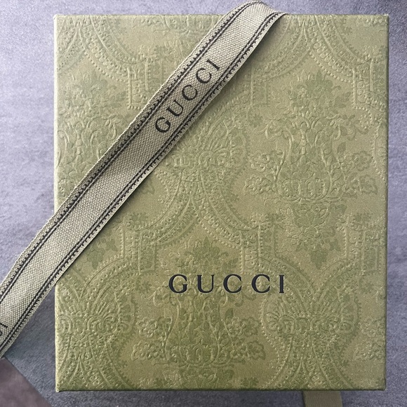 Gucci Black Chevron Marmont Leather Wallet - Picture 2 of 7